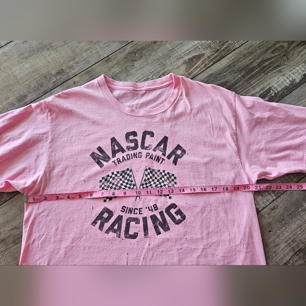 Nascar Racing Pink Tee ๐ - Picture 2 of 3